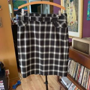Waisted black & white plaid pencil skirt w/ belt